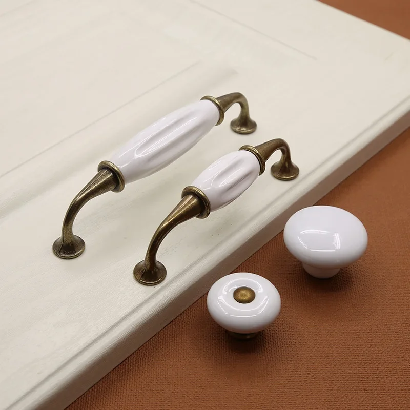 European style zinc alloy cera - مراجعة Restoration Hardware Furniture Used وسعره